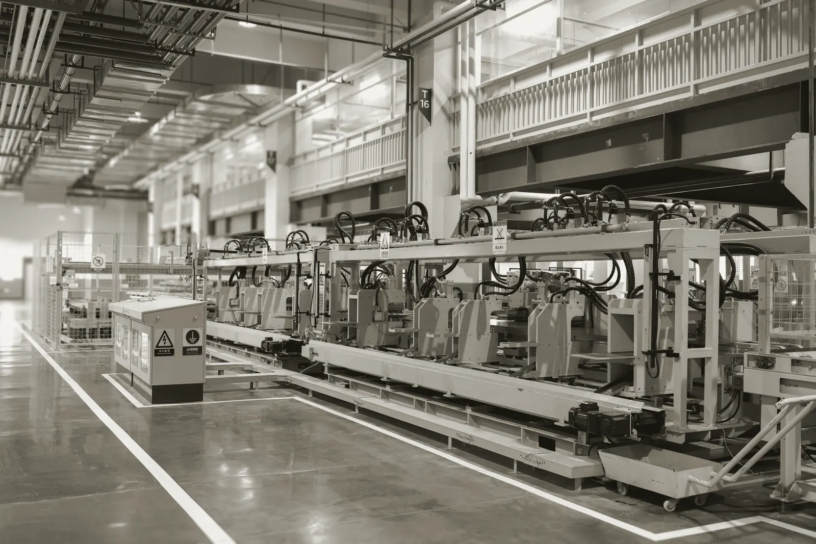 Línea de producción industrial automatizada